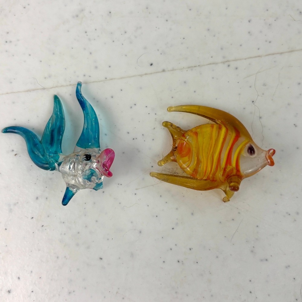 Vintage Miniature Hand Blown Art Glass Tropical Fish Figurines Pair 2"